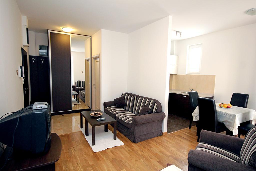 Apartments Draskovic Mirista Petrovac Εξωτερικό φωτογραφία