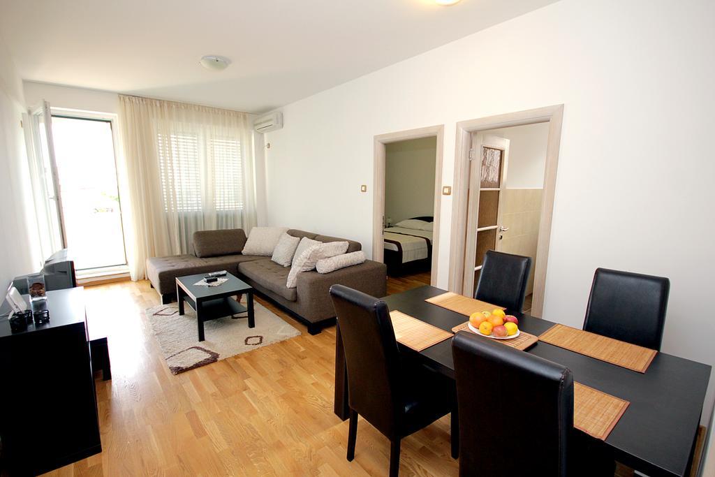 Apartments Draskovic Mirista Petrovac Εξωτερικό φωτογραφία